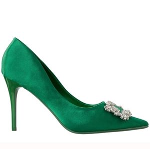 Elegant Embellished Pumps - NIB!
